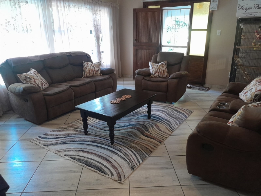4 Bedroom Property for Sale in Safari Gardens North West